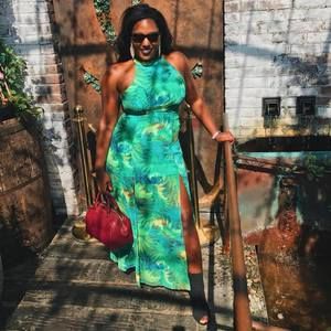 Meet your Posher, Alexis